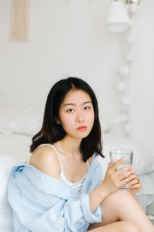 体育课被班长带到没人的地方